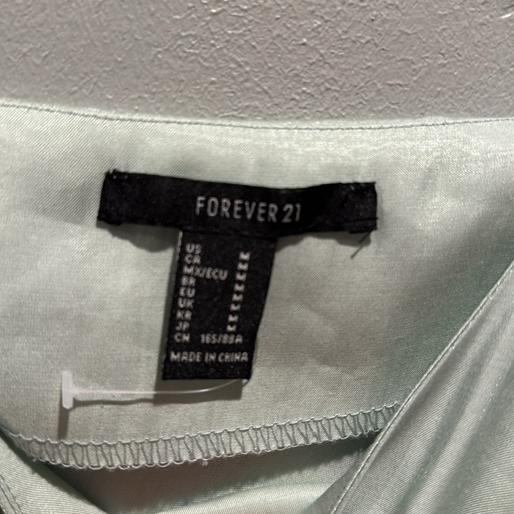 Forever 21 Seafoam Green Blue Satin Shimmer Mini Slip Dress Zip Side Flowy Hem - Picture 2 of 8